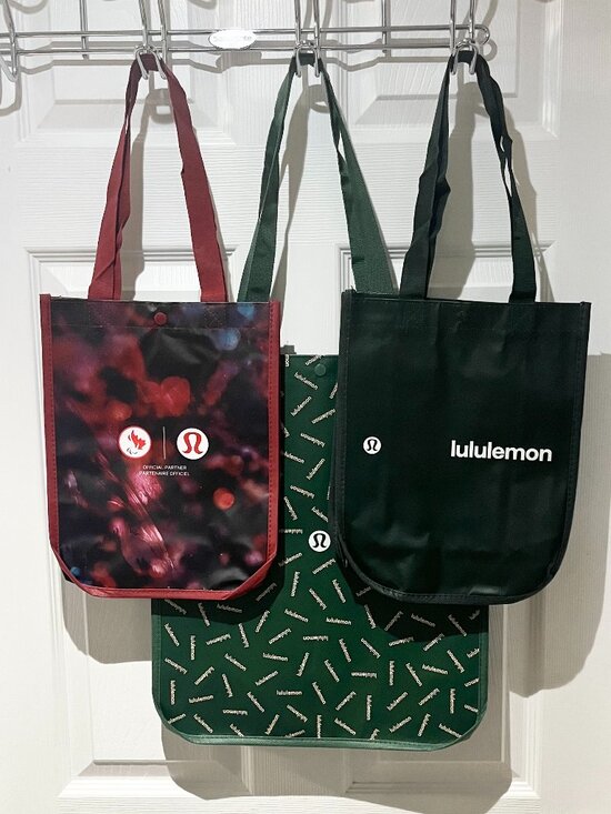 Set of 3 / Lululemon Reusable Bags - Picture 1 of 4